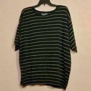 Cute Plus Size Black and gold glittery striped 3XL Top